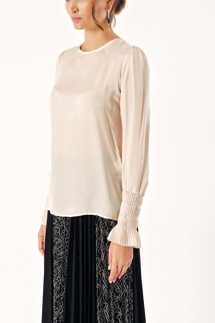 Powder Pleated detailed blouse 19911