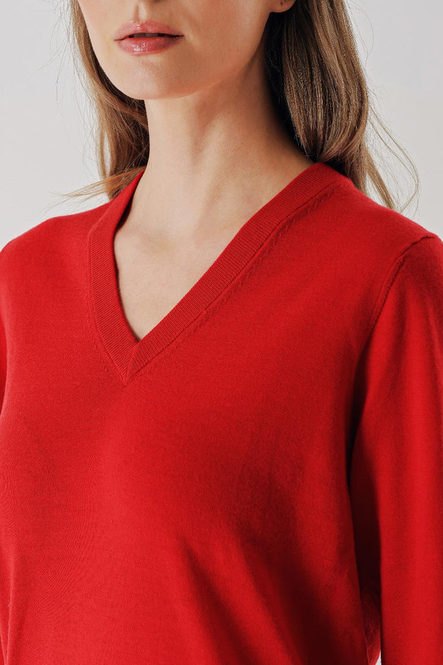 Red V-neck wool knit sweater 28868