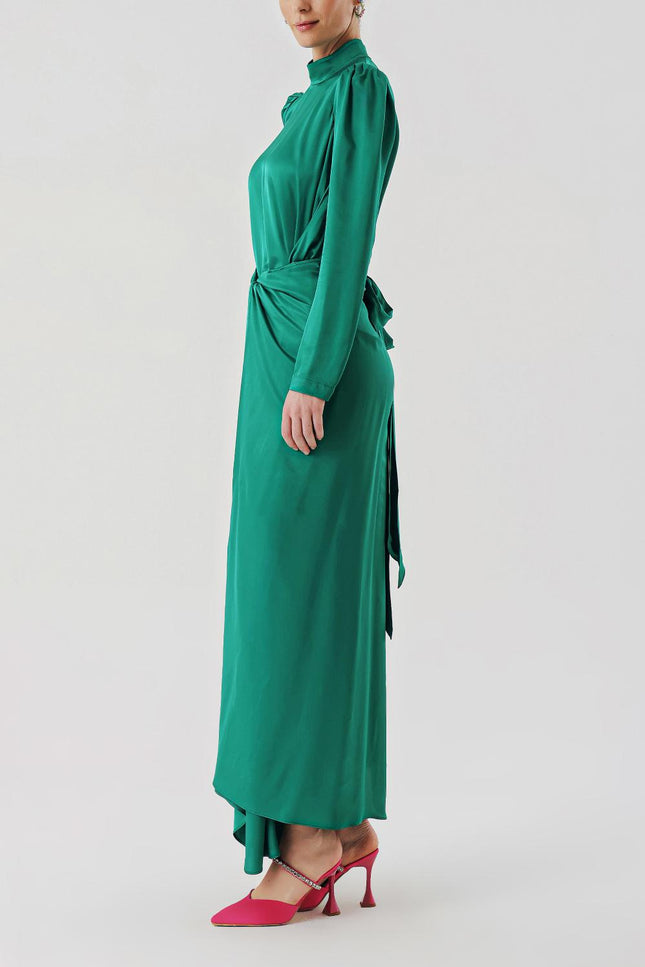 Green Long dress with a tied waist 94204