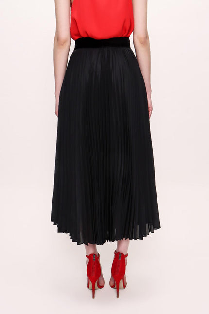 Black Pleated skirt 81182