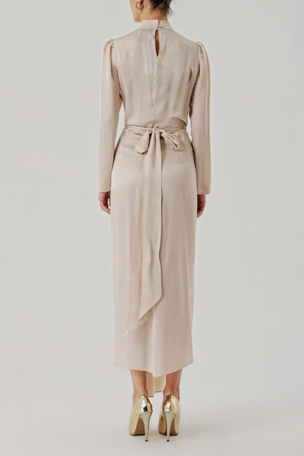 Beige Long dress with a tied waist 94204